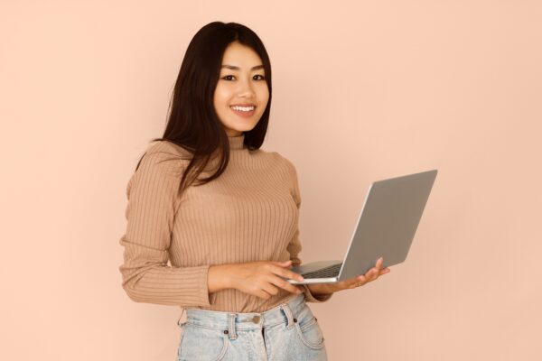 チャットレディって何するの？仕事内容について
