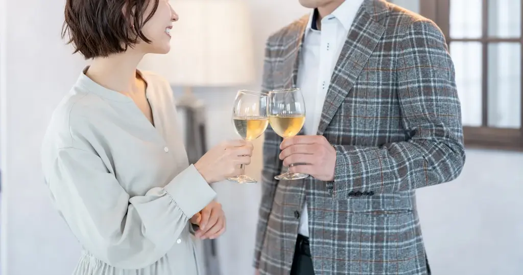 チャットレディを利用する男性の目的:出会い目的