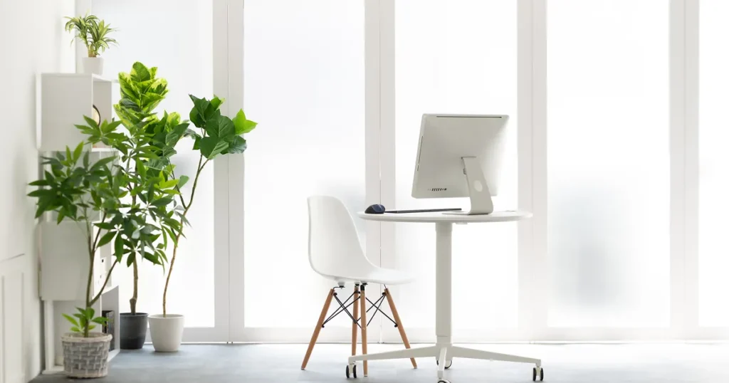 家族バレが不安…そんなときは事務所通勤もある！