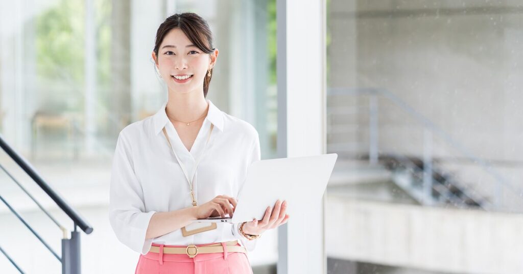 稼げるプロフィール作りは事務所で手伝ってもらおう!